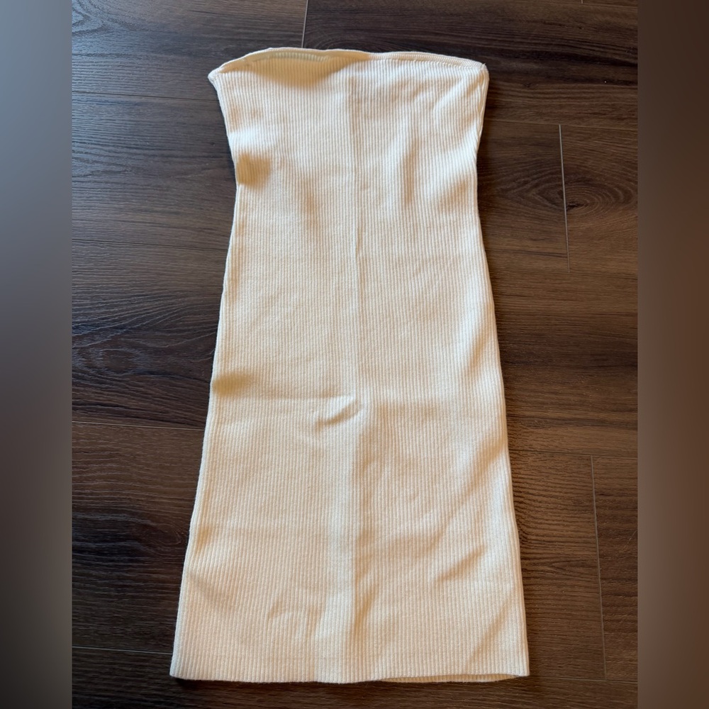 White Fox Cream Ribbed Dress